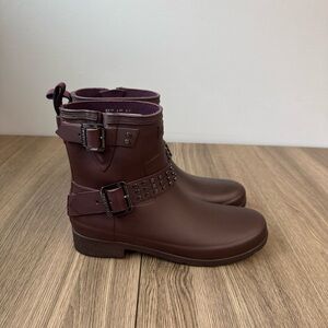 Hunter Women’s Refined Stud Biker Rain Boots Burgundy Size 7